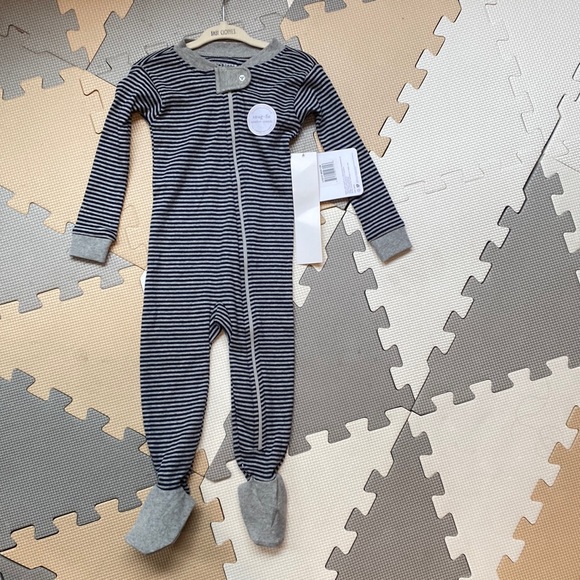 Burt's Bees Baby Other - nwt Burt’s Bees Jammies 12M